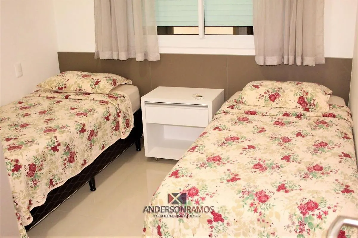 Apartment 1043 Apartamento A 50 Mts Da Praia De Bombinhas